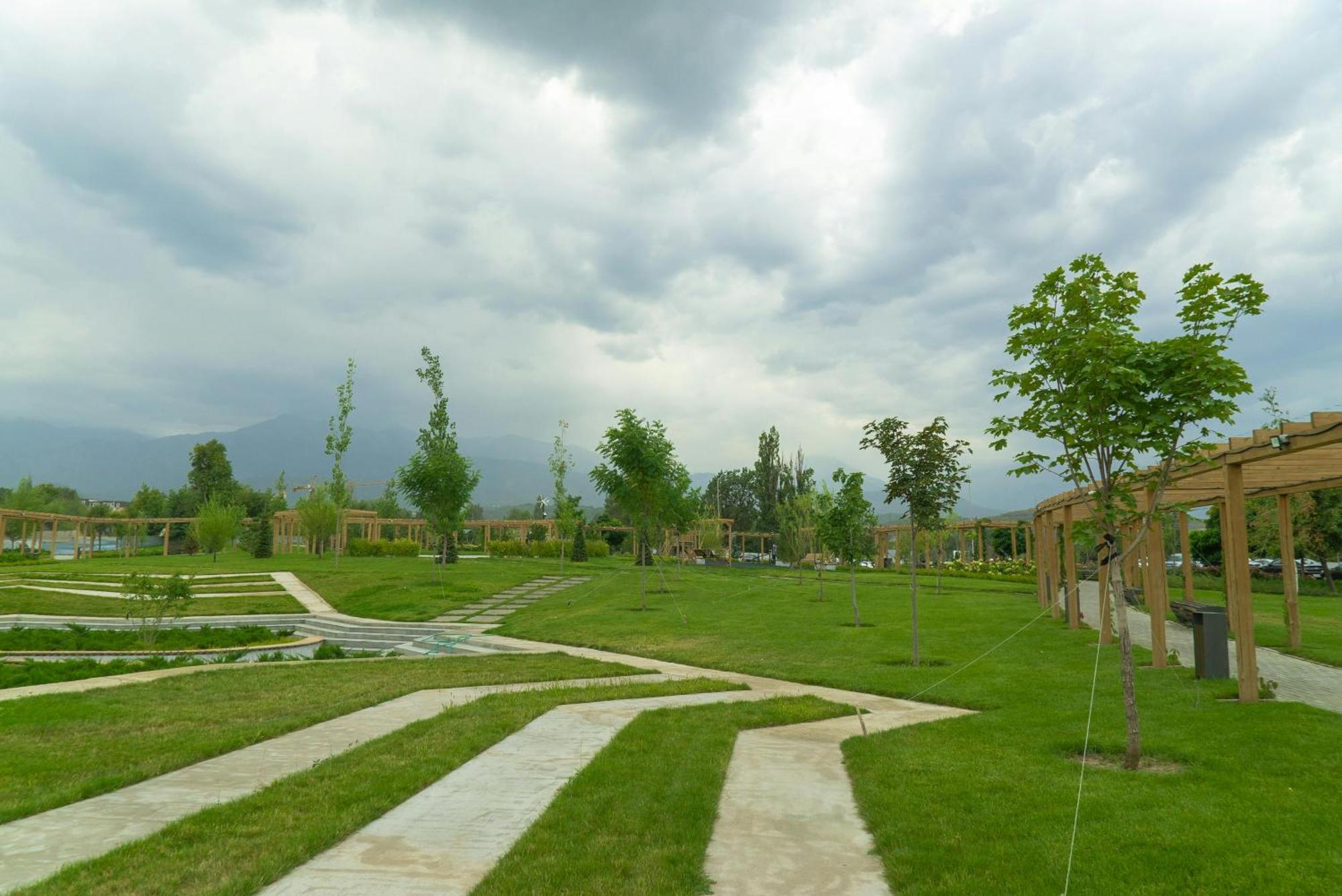 Nadezhda Apartments In Samal Almaty Exterior foto