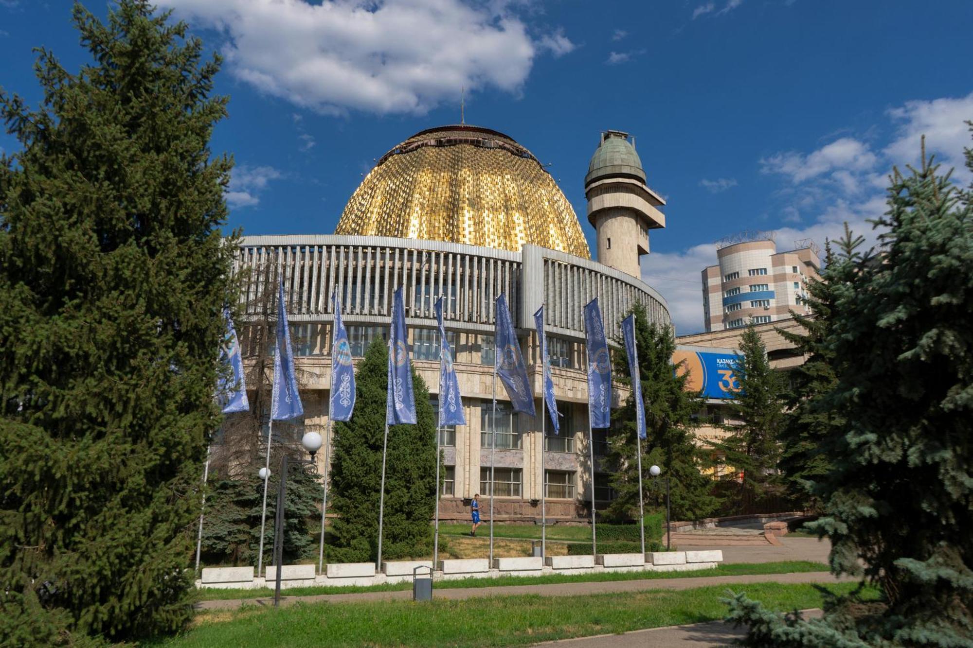 Nadezhda Apartments In Samal Almaty Exterior foto
